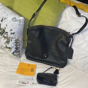 Dooney and Burke Extra Large crossbody w/freebie!